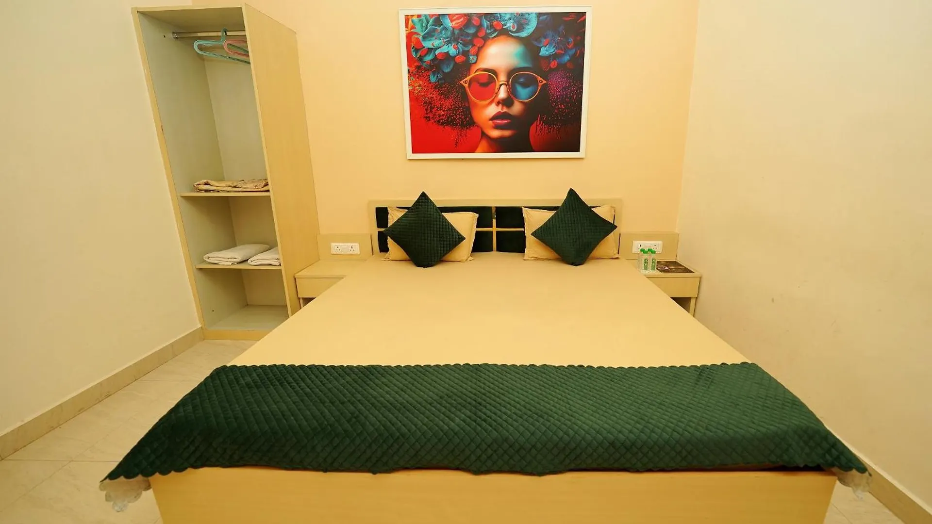 Hotel Golden Lotus Varanasi India
