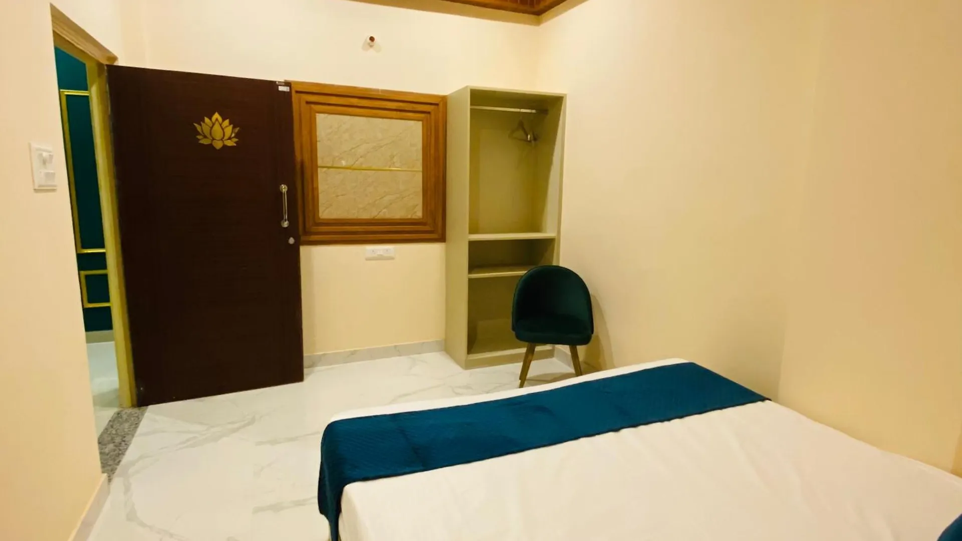 Golden Lotus Varanasi Hotel