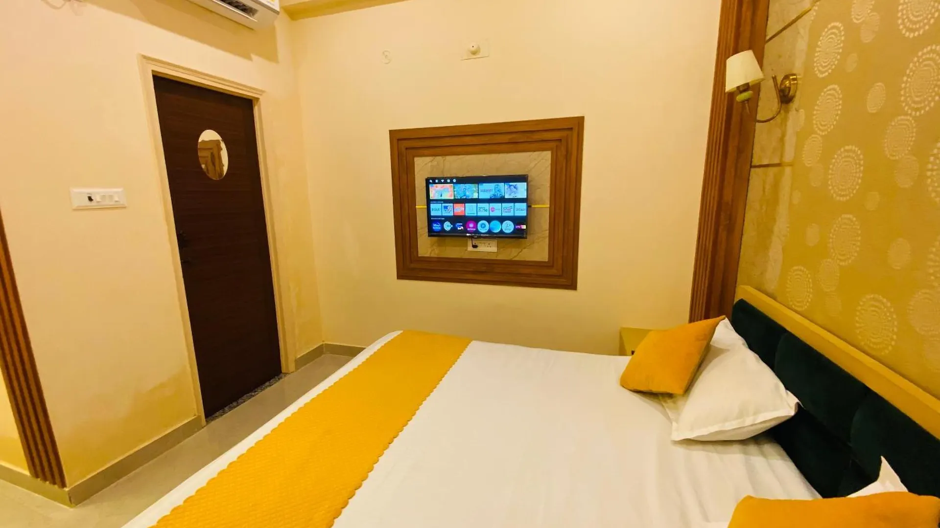 Golden Lotus Varanasi Hotel